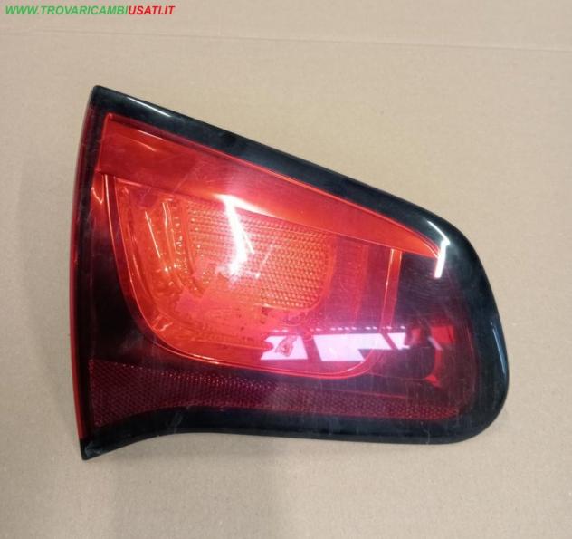 FANALE POST.INT.S. ROSSO CITROEN C3 - FASCIA ROSSA 999-U35936 Parti elettriche  Fanaleria  Fanali  Fanale post. sx. CITROEN - C3 - 01-10-2009 - 01-10-