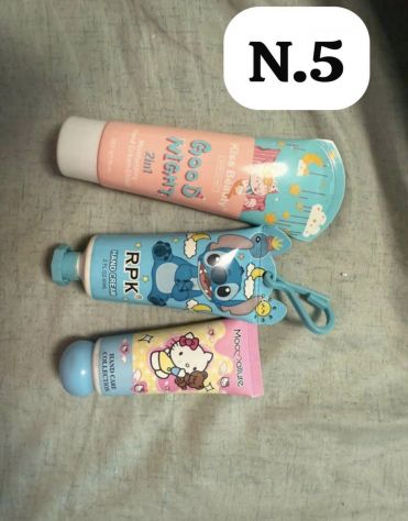 Set cosmetici, Scegli il tuo set numerato (N.1-N.6) Prezzo 8€ a set. - Foto 5