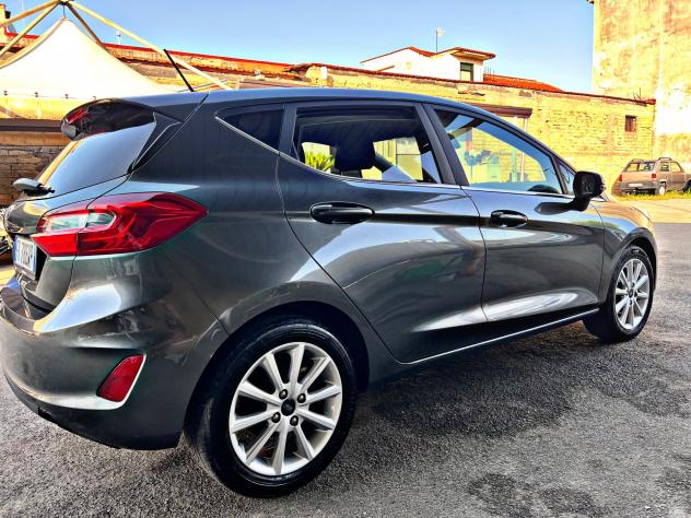 Ford Fiesta 1.5 TDCi Full 2018 - Foto 2