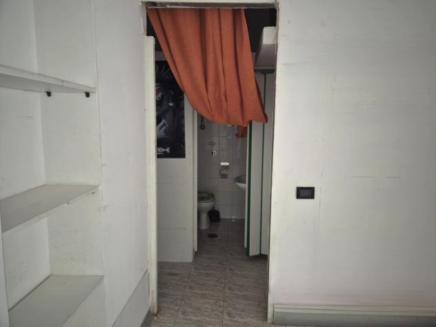 1 Vetrina in affitto a Catanzaro - Foto 5