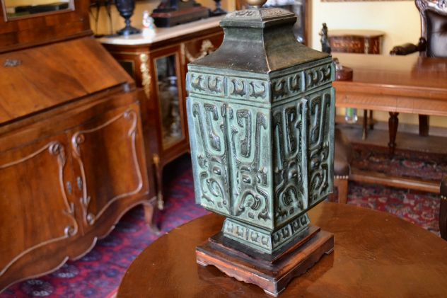 Lampada da tavolo cinese anni 60 in bronzo - Foto 6