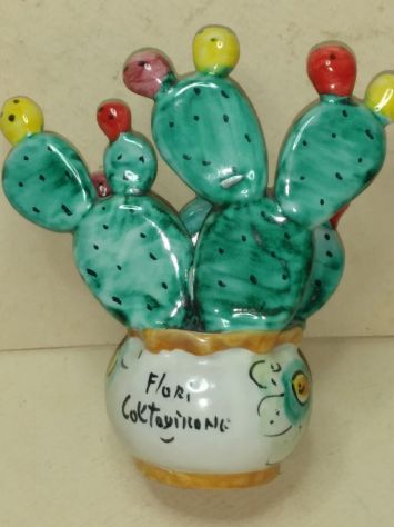 MAIOLICA DI CALTAGIRONE , FICHI D'INDIA A FIRMA DI FLORI - CALTAGIRONE - Foto 5