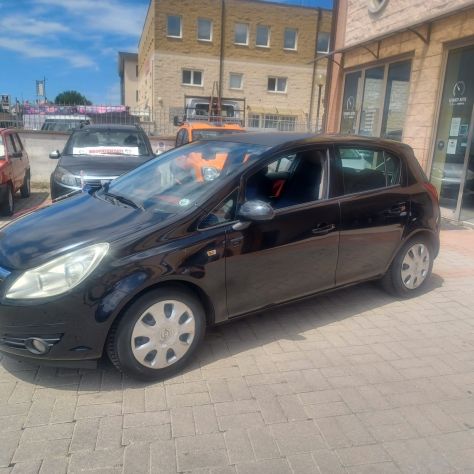 111.978KM CORSA 1.2 NEOPATENTATI BUONO STATO - Foto 7