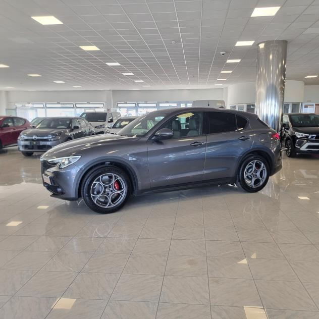 ALFA ROMEO STELVIO SPRINT 2.2 TD 190cv AT8 Q4 Euro 6D - Foto 8