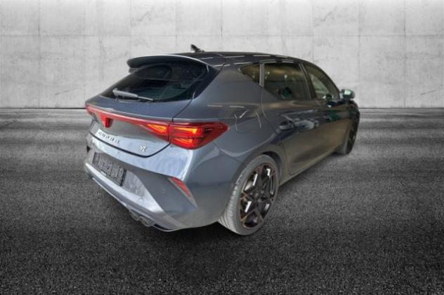 CUPRA Leon 2.0 TSI 300 CV DSG VZ rif. 23087933 - Foto 2