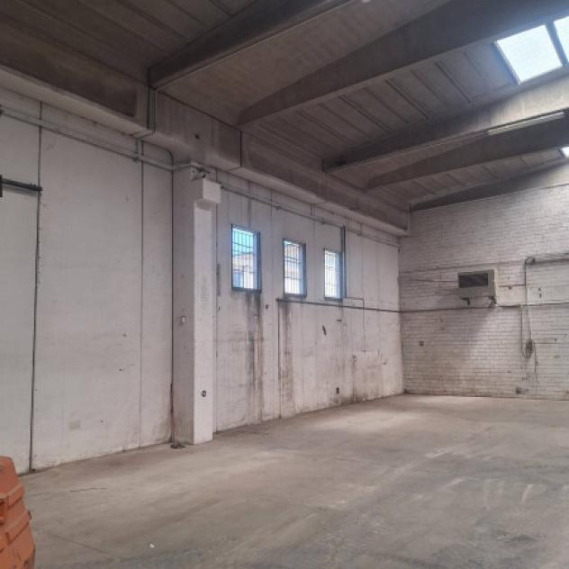 Immobile di 460 m² con 1 locale in affitto a Maranello - Foto 6