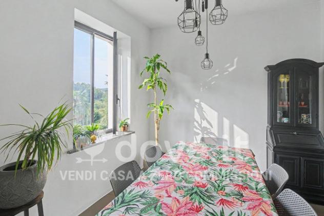 Villetta a schiera di 166 m² con più di 5 locali e posto auto in vendita a Gassino Torinese - Foto 16