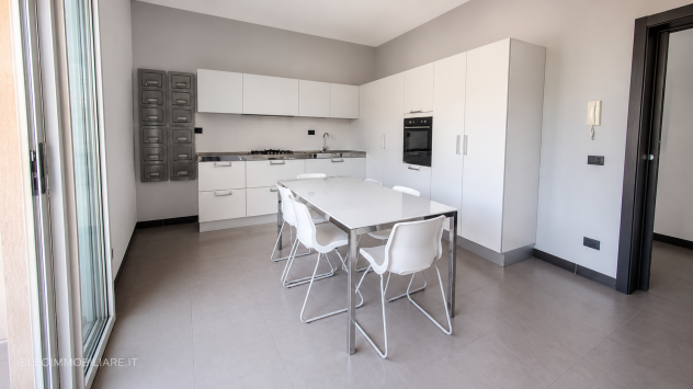 Appartamento al I° con terrazza e garage - Foto 8