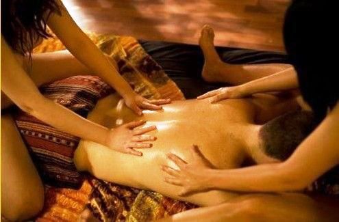 CONCEDITI UNA PAUSA RELAX DI PURO BENESSERE CON OPERATRICE ITALIANA - Foto 3 Tel:3520981973