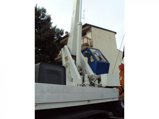 Iveco LKW/TRUCKS 190.30 Piattaforma Aerea 33 MT - Foto 4