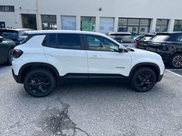 Jeep Avenger Avenger 1.2 turbo e-hybrid mhev Black Edition fwd 110cv edct6 - Foto 6