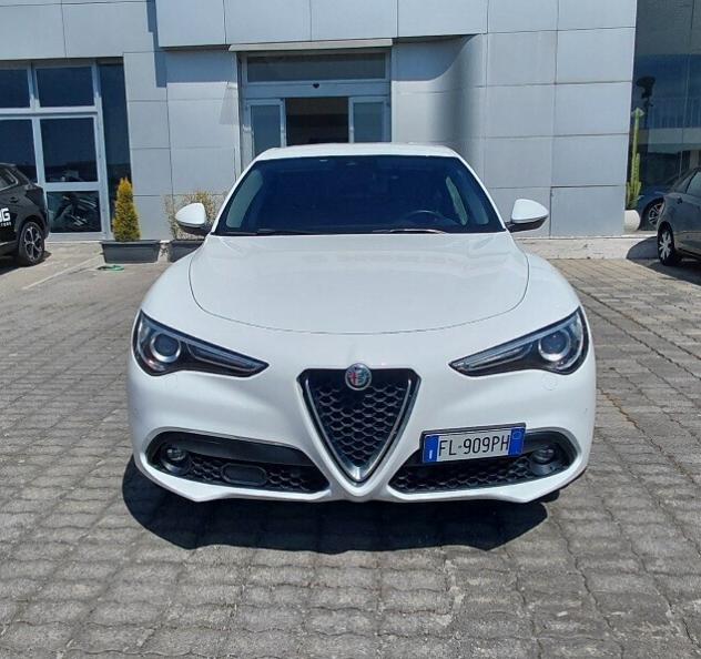 Alfa Romeo Stelvio 2.2 Turbodiesel 210 CV AT8 Q4 Executive - Foto 2