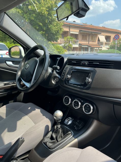 Alfa Romeo Giulietta - Foto 3