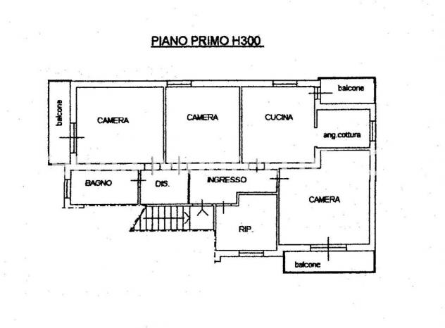 Casa bifamiliare in posizione centrale con ampio scoperto esclusivo, garage e due unità abitative - Foto 20