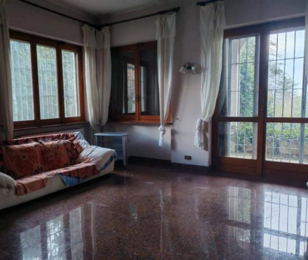Immobile in asta di 609 m² con più di 5 locali e box auto in vendita a Moncalieri - Foto 3