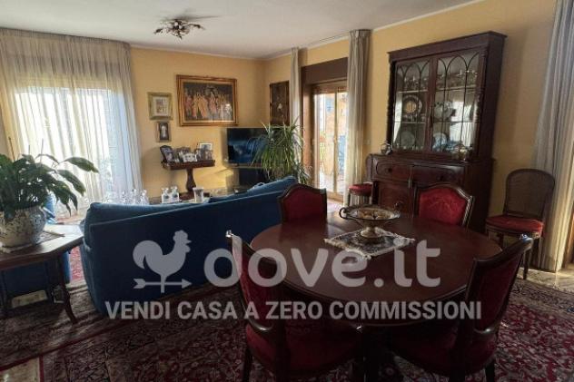 Appartamento di 173 m² con 4 locali e posto auto in vendita a Reggio Calabria - Foto 2