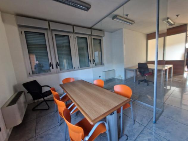 Immobile di 102 m² con 4 locali in affitto a Rho - Foto 4
