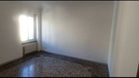 Alloggio adiacenze via piacenza 500 mensili con amministrazione - Foto 4