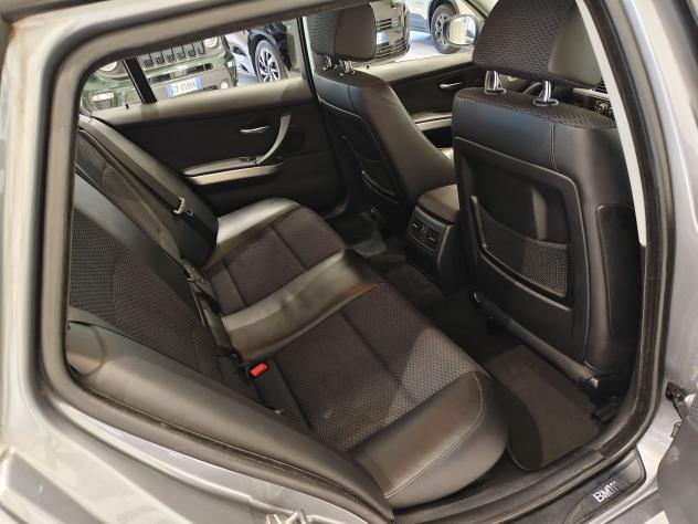 BMW Serie 3 320d CAT Touring xdrive Attiva*4x4* - Foto 6