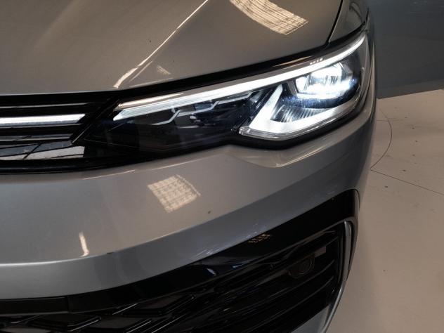 Volkswagen Golf 2.0 TDI SCR 110KW R-Line DSG - Foto 8