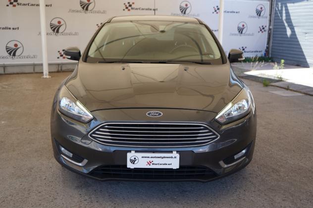 Ford Focus 1.5 TDCi 120 CV Plus - Foto 3