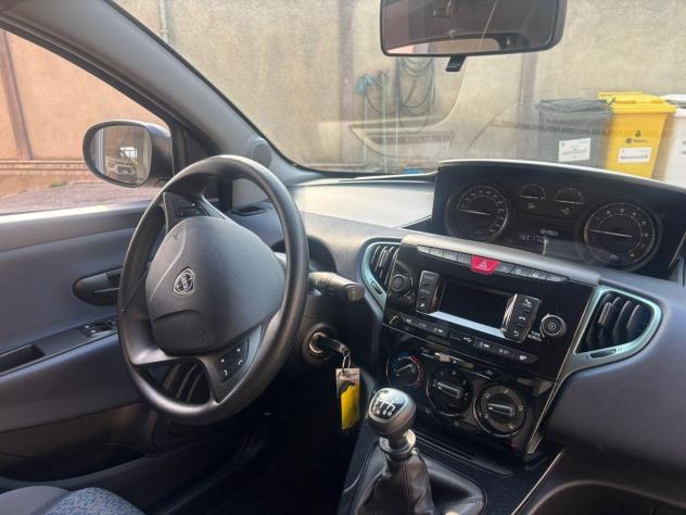 LANCIA Ypsilon 1.0 FireFly 5p.S&S Hybrid Oro - Foto 10