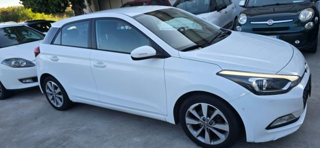 Hyundai i20 1.2 84 CV 5 porte euro 6 - Foto 2