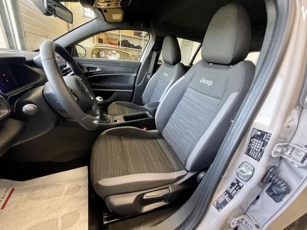 Jeep Avenger 1.2 turbo Longitude fwd 100cv - KM0 - Foto 10