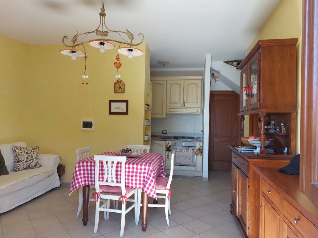 In trattativa privata appartamento recente costruzione 85mq 4/5 vani due livelli - Foto 4