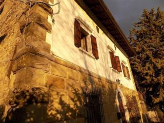 CASALE di 7 vani e di 180 mq (VICCHIO) rif. AAJ419