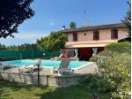 Affascinante loghino di campagna ristrutturato con piscina e ampio terreno  &hellip;