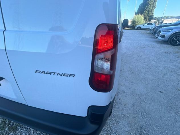 Peugeot Partner 1.5 Hdi 3 p 100 cv - Foto 10