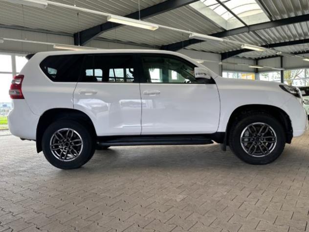 TOYOTA Land Cruiser 2.8 D4-D Lounge+ - 7 Posti rif. 24182587 - Foto 8