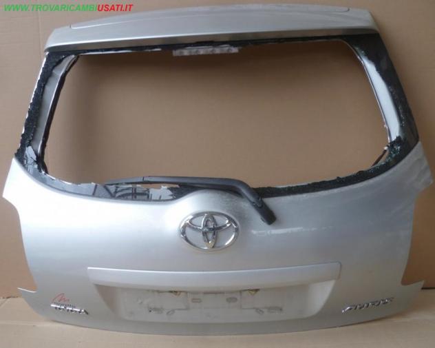 PORTELLO POST. ARGENTO C/MOT. (Vetro R.tt)  Carrozzeria  Lamierati esterni  Portello  Portello post. TOYOTA - AURIS - 01-01-2007 - 01-12-2012