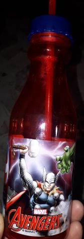 Borraccia Avengers con cannuccia - Foto 2
