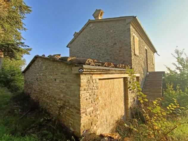 Sant'ippolito
nella media valle del metauro, in zona facilmente raggiungibile dalle principali vie di comunicazione proponiamo in vendita ex casale co - Foto 3