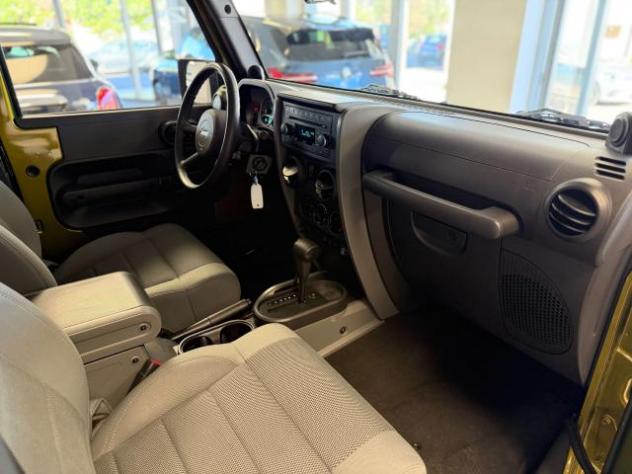 Jeep Wrangler 3p 2.8 crd Sport SAHARA auto dpf - Foto 8