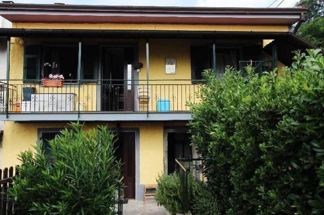Villetta bifamiliare in vendita a Calice al Cornoviglio Rif: 1036176