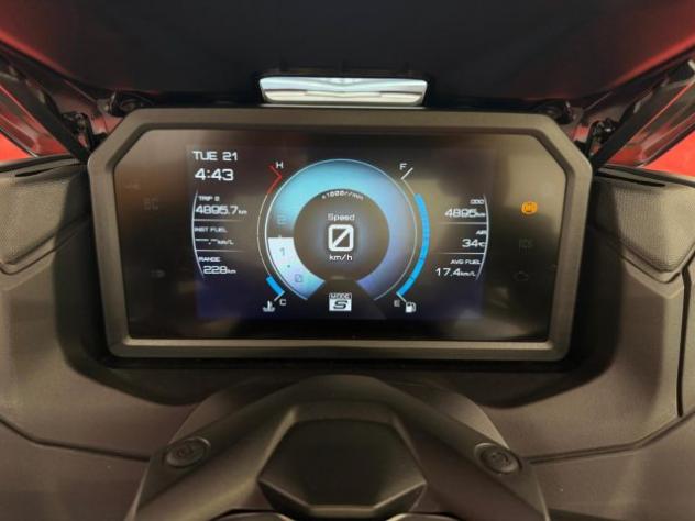YAMAHA T-Max 560 TECH KAMO GARANZIA 2028 TAGLIANDATO rif. 23949445 - Foto 6