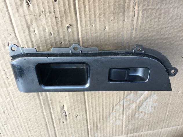 Pulsante Alzavetro Anteriore DESTRO / DX Nissan X-TRAIL / XTRAIL 2004