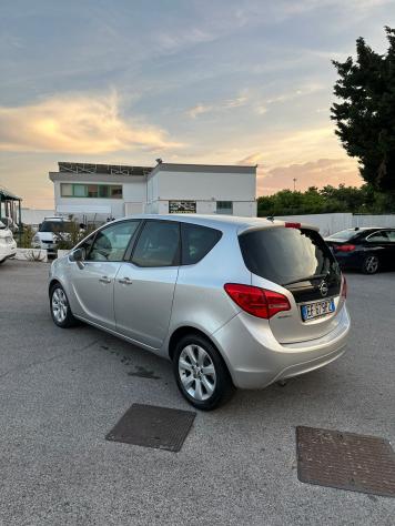 Opel Meriva 1.3 CDTI 95CV ecoFLEX Cosmo - Foto 7
