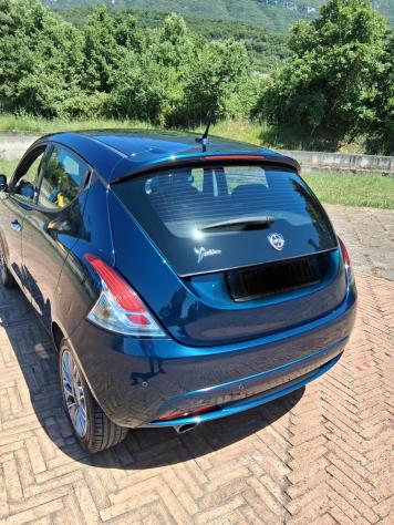 Lancia Ypsilon 1.3 MJT 16V 80 CV 5 porte S&S Gold - Foto 2