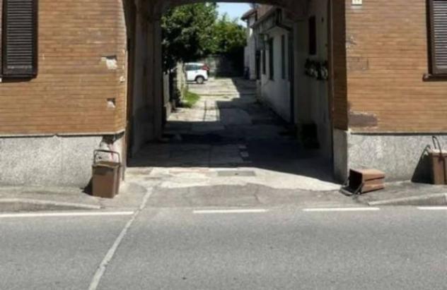 Immobile in asta di 51 m², box auto in vendita a Biandrate - Foto 2