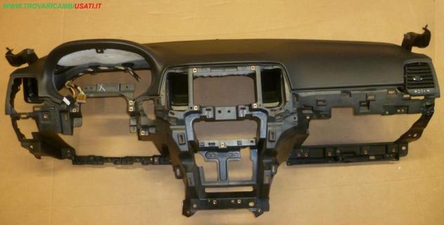 CRUSCOTTO NERO JEEP RENEGADE (5I)  Carrozzeria  Allestimenti interni  Cruscotto strumenti   JEEP - GRAND CHEROKEE - 01-03-2011 -