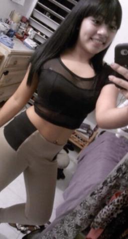 Donna di Ancona, 21 anni.  Fisico Magro Tel: