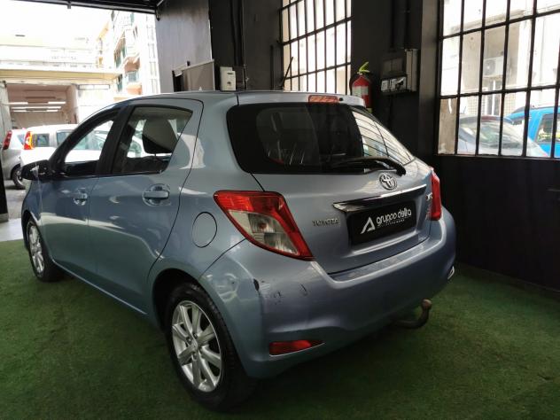Toyota Yaris 1.0 5 porte Trend GANCIO TRAINO GARANZIA 12 MESI - Foto 3