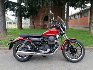 Moto Guzzi V9 Roamer - solo 1.300km