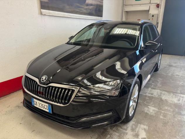 SKODA Superb 2.0 TDI EVO 150 CV SCR DSG Wagon Executive rif. 24068194 - Foto 3