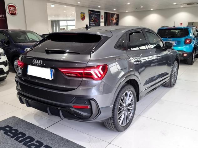 Audi Q3 SPB 35 1.5 TFSI 150Cv S-line edition - Foto 6