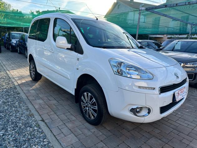 Peugeot Partner Tepee 1.6 HDi 92CV 4X4 Active Endurance - Foto 5
